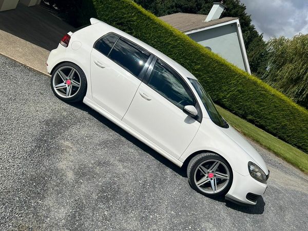 Volkswagen Golf Hatchback, Diesel, 2011, White