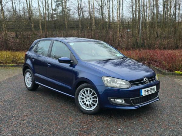 Volkswagen Polo Hatchback, Petrol, 2011, Blue