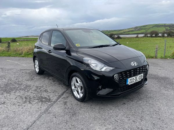 Hyundai i10 Hatchback, Petrol, 2022, Black
