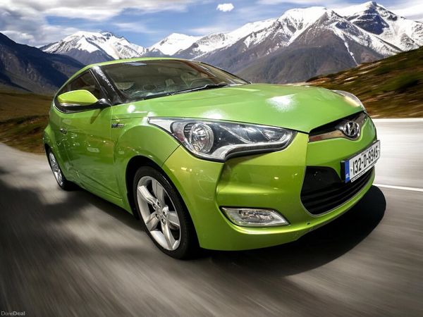 Hyundai Veloster Hatchback, Petrol, 2013, Green