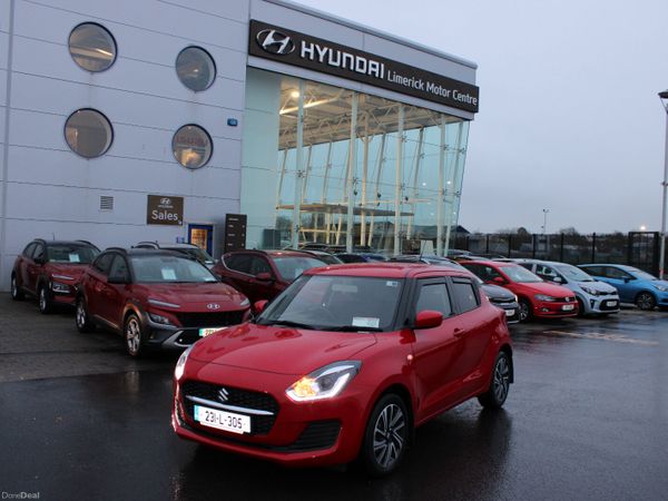 Suzuki Swift Hatchback, Petrol, 2023, Red
