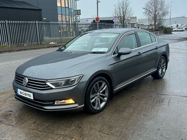 Volkswagen Passat Saloon, Diesel, 2015, Grey