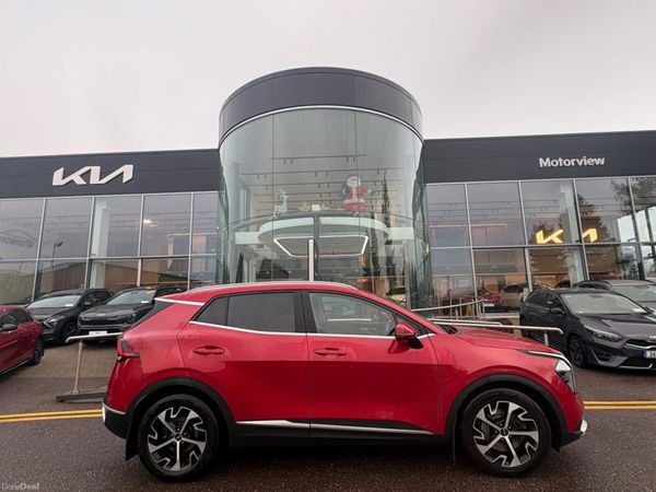 Kia Sportage MPV, Diesel, 2024, Red