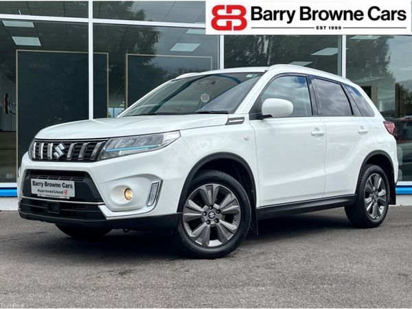 Suzuki Vitara Hatchback, Petrol, 2022, White