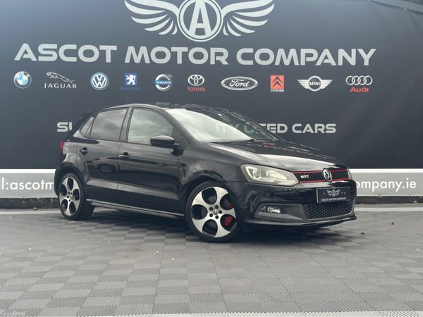Volkswagen Polo Hatchback, Petrol, 2013, Black