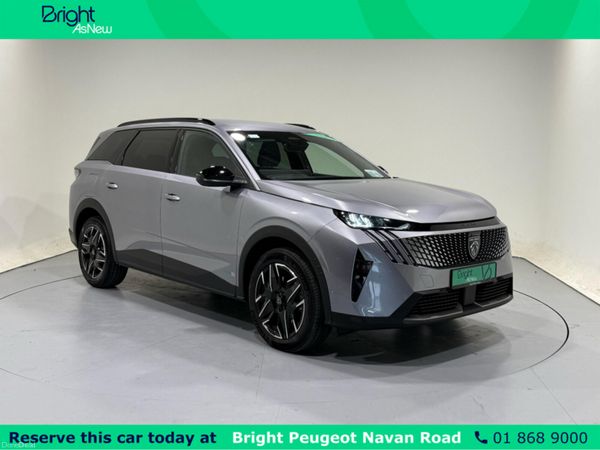 Peugeot 5008 MPV, Petrol, 2025, Grey