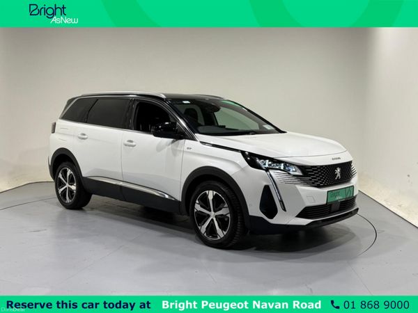 Peugeot 5008 MPV, Petrol, 2023, White