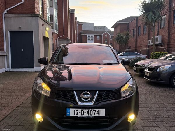 Nissan Qashqai Estate/Jeep, Diesel, 2012, Black