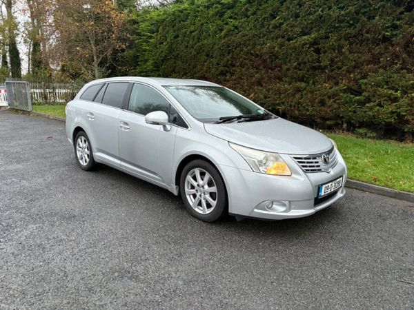 Toyota Avensis Saloon, Diesel, 2009, Silver