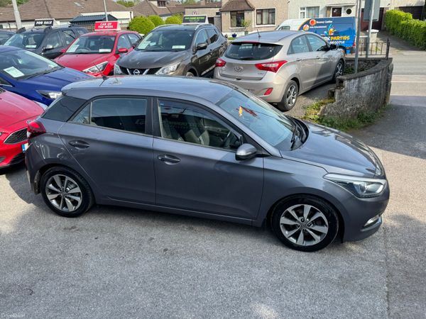 Hyundai i20 Hatchback, Diesel, 2017, Grey