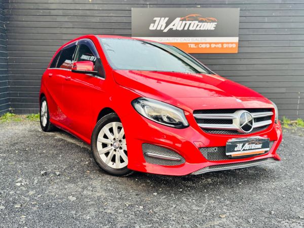 Mercedes-Benz B-Class Hatchback, Petrol, 2016, Red