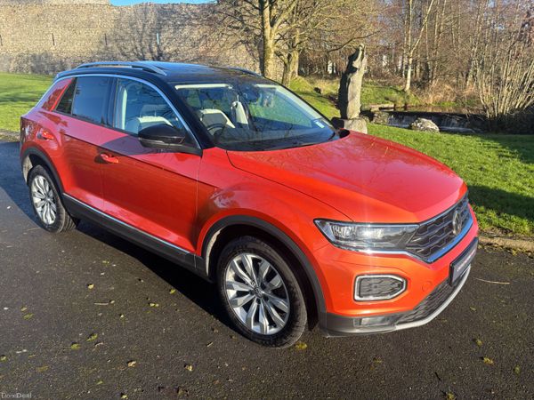 Volkswagen T-Roc SUV, Diesel, 2019, Orange