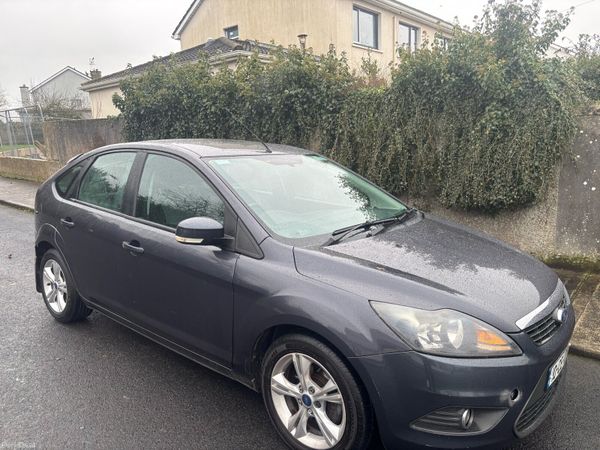 Ford Focus Hatchback, Diesel, 2010, Grey