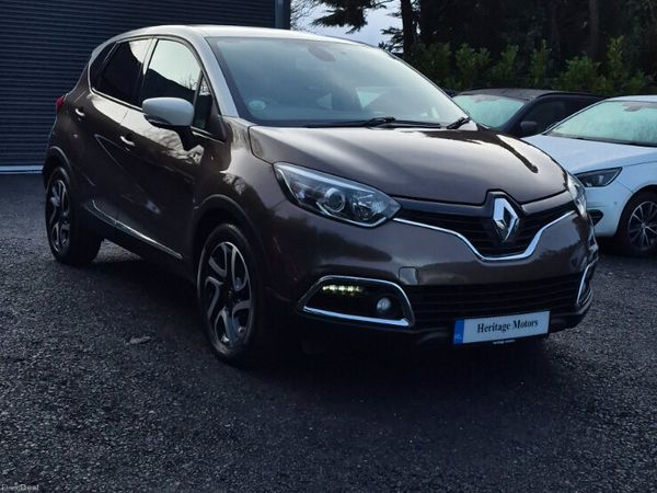 Renault Captur Hatchback, Petrol, 2014, Brown