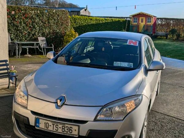 Renault Megane Hatchback, Diesel, 2010, Silver