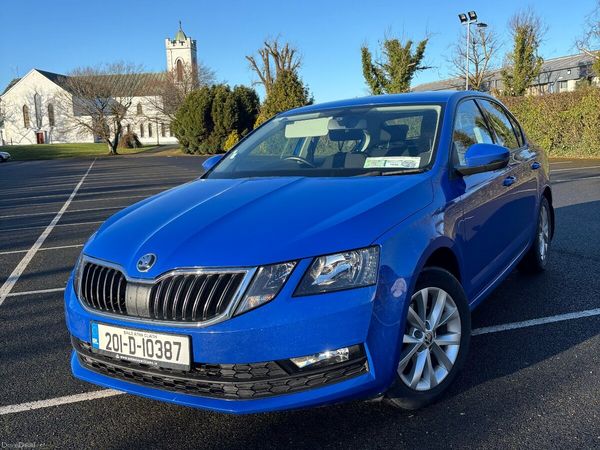 Skoda Octavia Saloon, Petrol, 2020, Blue