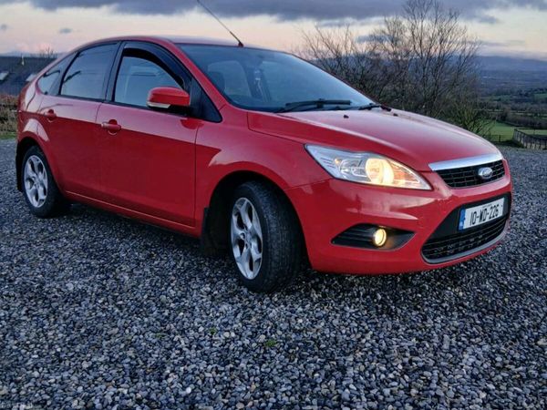 Ford Focus Hatchback, Diesel, 2010, Red