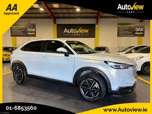 Honda Vezel SUV, Petrol Hybrid, 2022, White