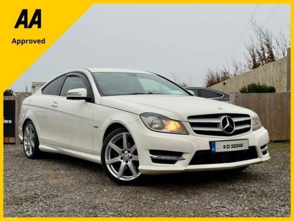 Mercedes-Benz C-Class Coupe, Diesel, 2011, White