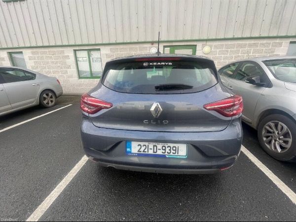 Renault Clio Hatchback, Petrol, 2022, Grey