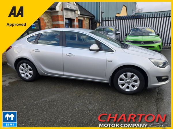 Opel Astra Saloon, Diesel, 2016, Silver