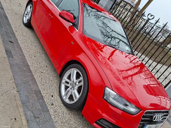 Audi A4 Saloon, Diesel, 2014, Red
