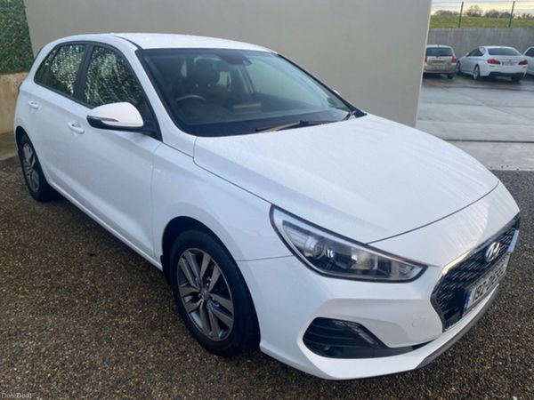 Hyundai i30 Hatchback, Diesel, 2019, White