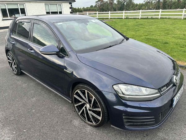 Volkswagen Golf Hatchback, Diesel, 2013, Blue