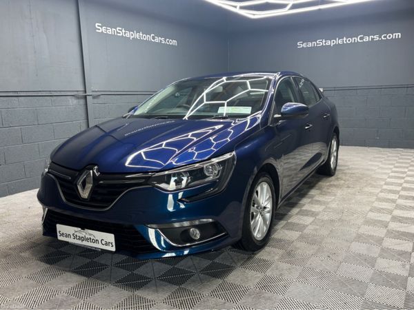Renault Megane Saloon, Petrol, 2019, Blue