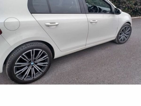 Volkswagen Golf Hatchback, Diesel, 2011, White