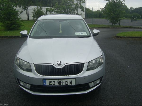 Skoda Octavia Hatchback, Diesel, 2015, Silver