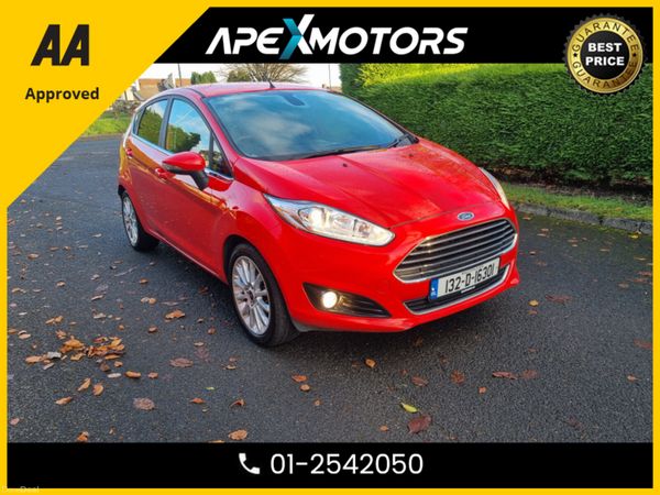 Ford Fiesta Hatchback, Petrol, 2013, Red