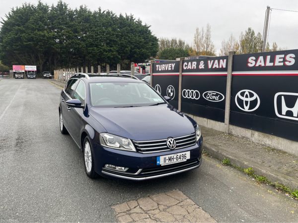Volkswagen Passat Estate, Petrol, 2011, Blue