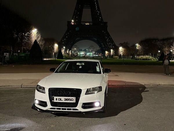 Audi A4 Saloon, Diesel, 2011, White