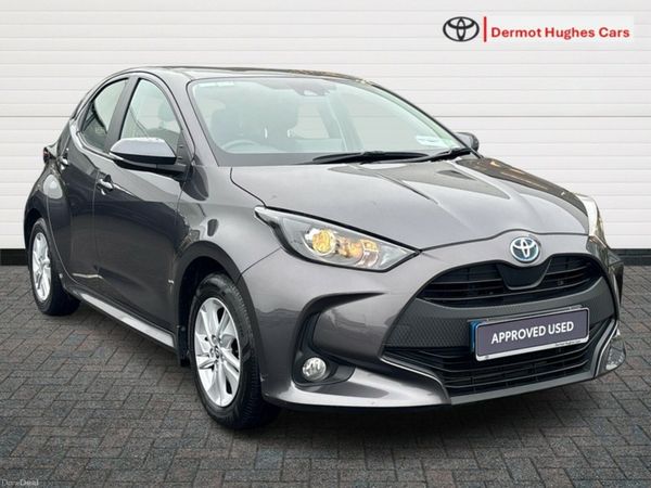 Toyota Yaris Hatchback, Petrol Hybrid, 2023, Grey