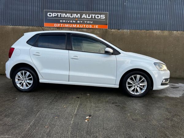 Volkswagen Polo Hatchback, Petrol, 2017, White