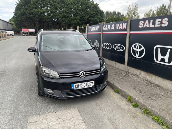 Volkswagen Touran MPV, Petrol, 2013, Black