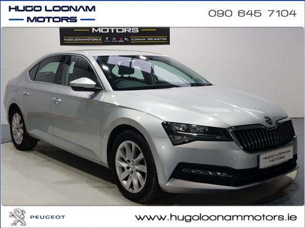 Skoda Superb Hatchback, Diesel, 2023, Grey