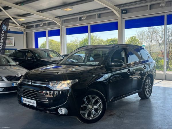Mitsubishi Outlander Estate, Petrol Plug-in Hybrid, 2015, Black