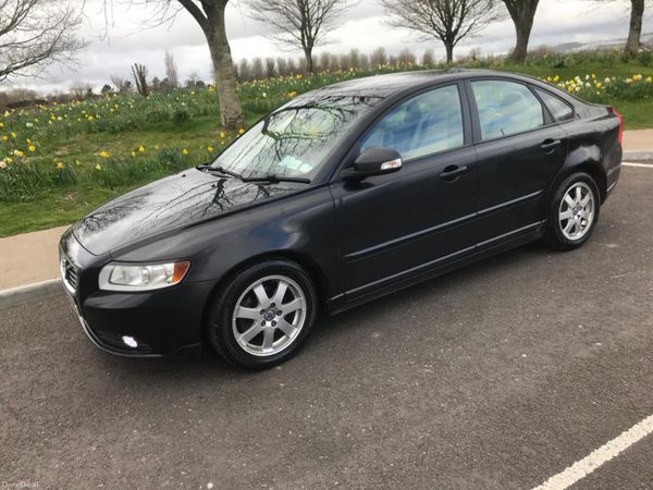 Volvo S40 Saloon, Diesel, 2012, Black