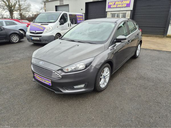 Ford Focus Hatchback, Diesel, 2017, Grey