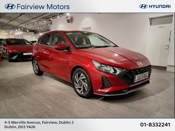 Hyundai i20 Hatchback, Petrol, 2025, Red