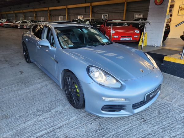 Porsche Panamera Hatchback, Petrol Plug-in Hybrid, 2013, Silver