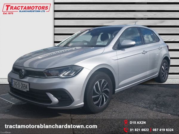 Volkswagen Polo Hatchback, Petrol, 2024, Grey