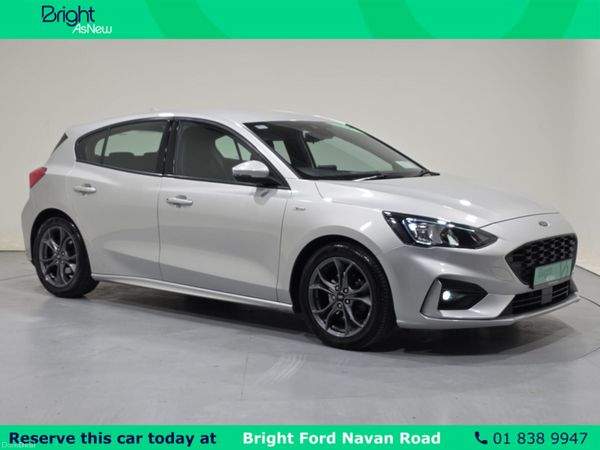 Ford Focus Hatchback, Petrol, 2019, Grey