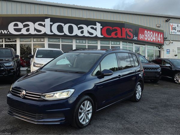 Volkswagen Touran MPV, Petrol, 2016, Blue