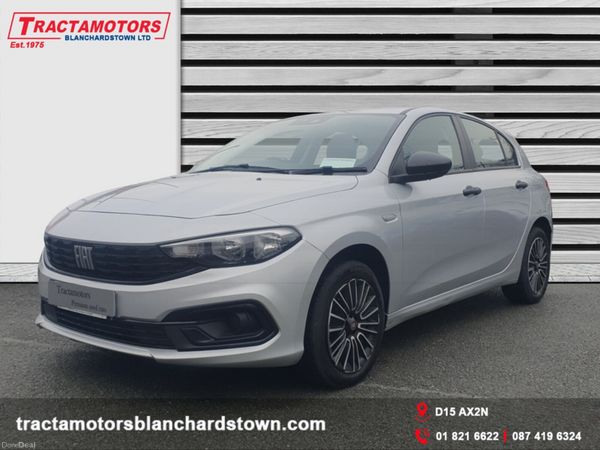 Fiat Tipo Hatchback, Petrol, 2023, Grey