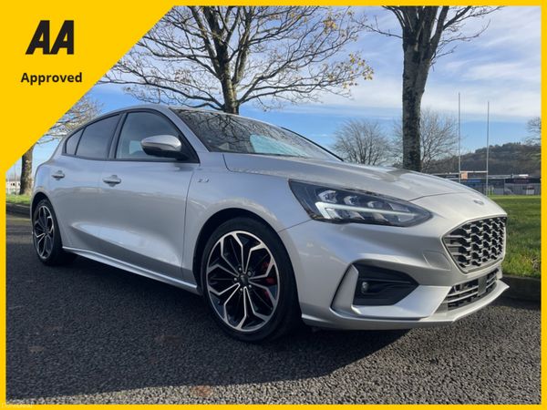 Ford Focus Hatchback, Petrol, 2022, Silver