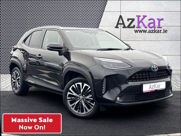 Toyota Yaris Cross Hatchback, Petrol, 2022, Black