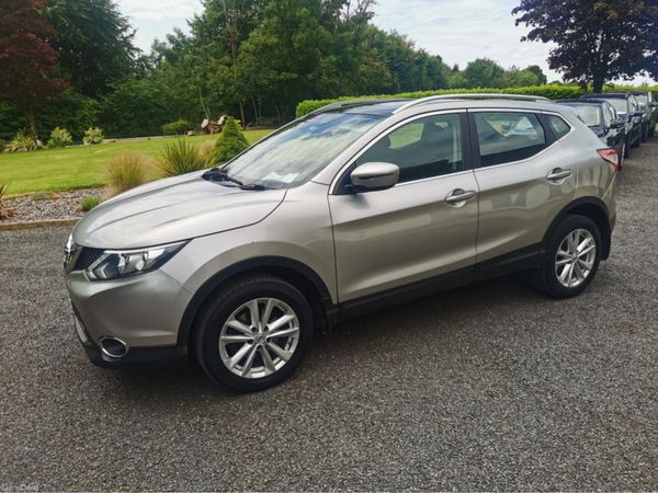 Nissan Qashqai MPV, Diesel, 2016, Silver